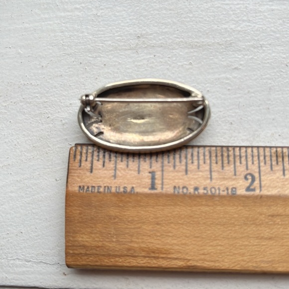 Sterling silver marcasite and onyx pin - Picture 6 of 10